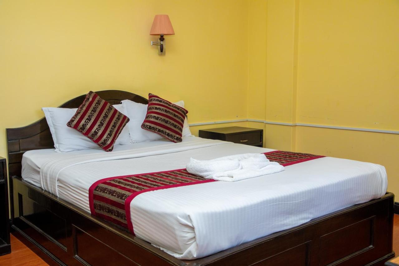 Hotel Bougainvillea Pokhara Exterior foto